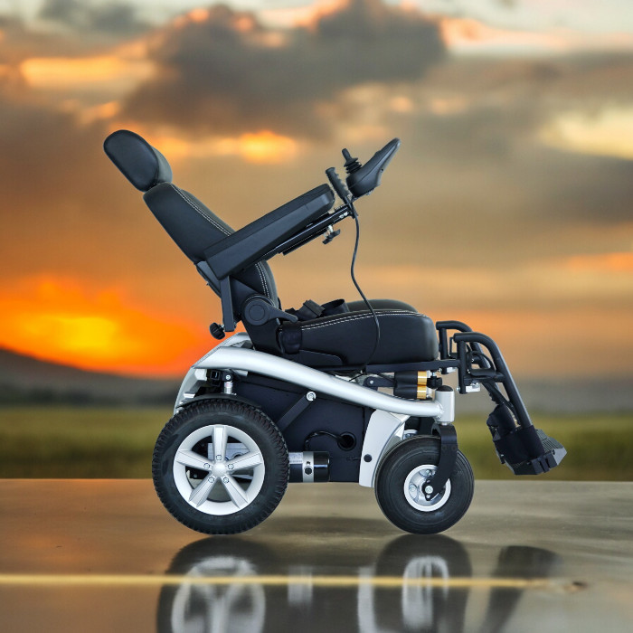 Scuba S230 Akülü Tekerlekli Sandalye